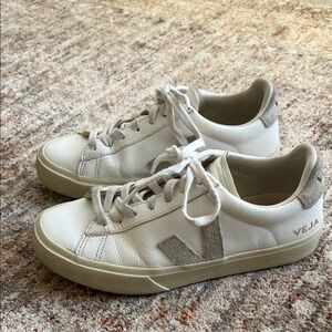 Veja Campo Sneaker in White/Natural Suede